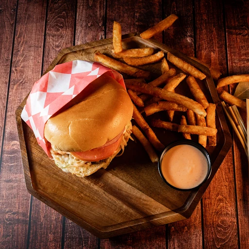Eclipse Burgers Cachapas Y Mas photo 9